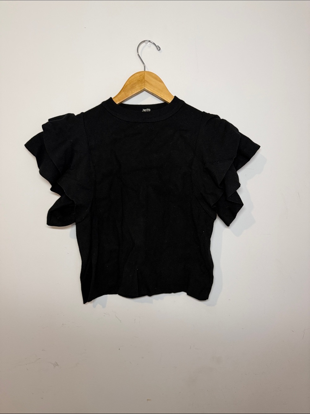 Black Ruffle Sleeve Knit Top